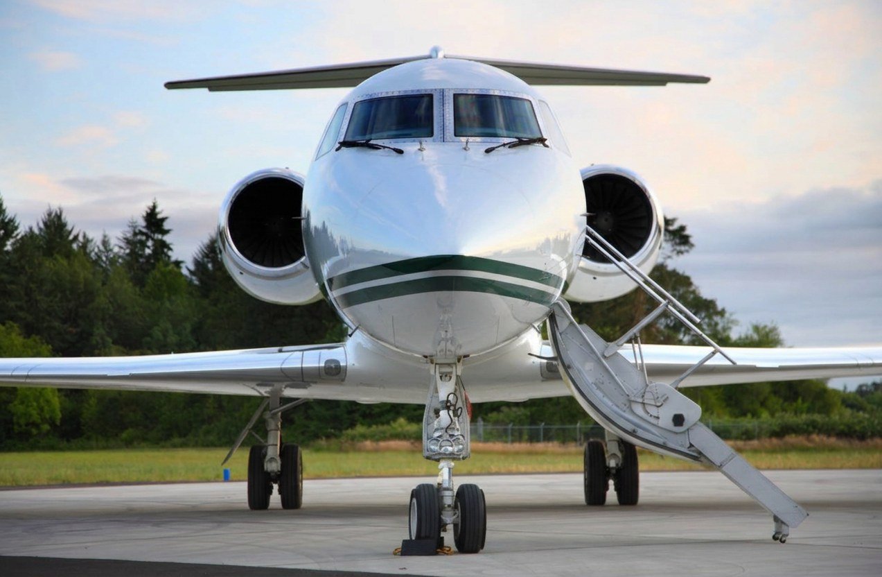 Jet privé sur tarmac